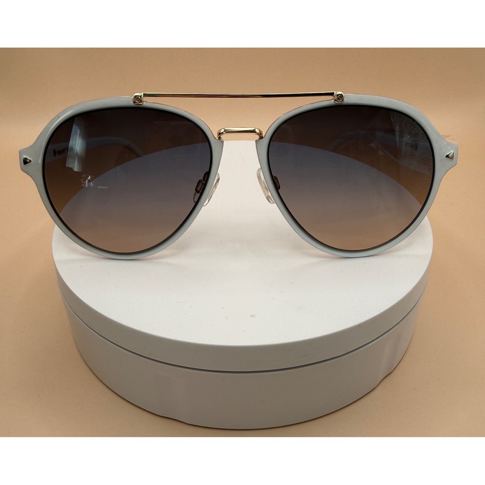 Velvet Eyewear White Gold Aviator Sunglasses‎ with Gradient Lenses and Case